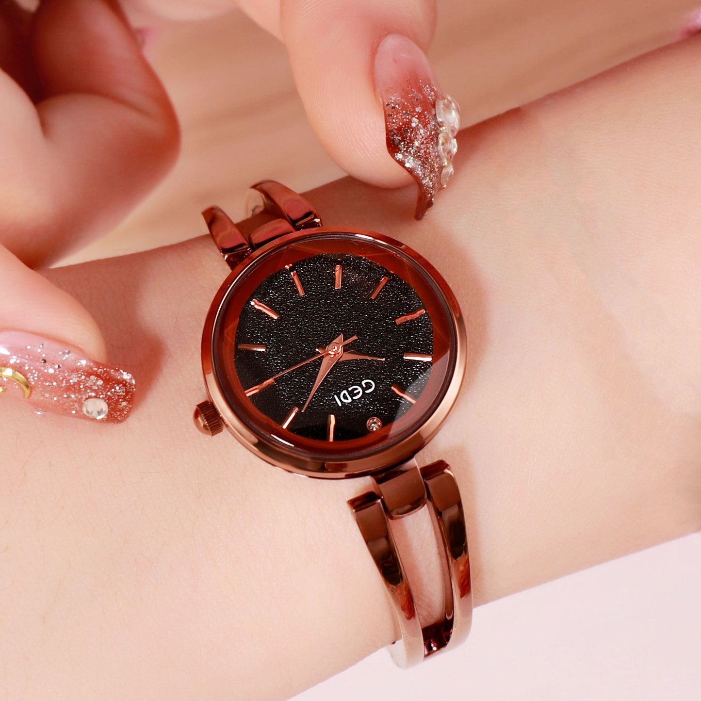 GEDI Bracelet Watch Ladies Net Red Watch Explosive Temperament Waterproof Small Women's Watch One Piece