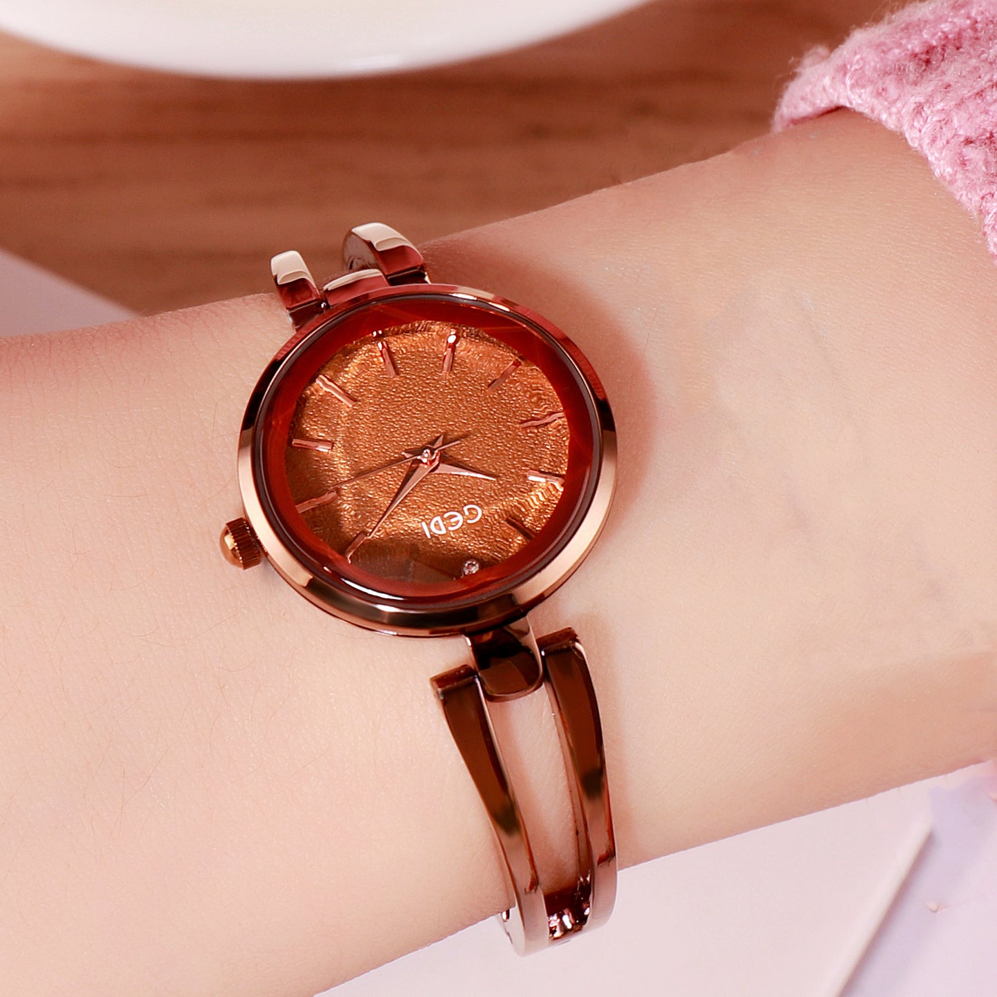 GEDI Bracelet Watch Ladies Net Red Watch Explosive Temperament Waterproof Small Women's Watch One Piece