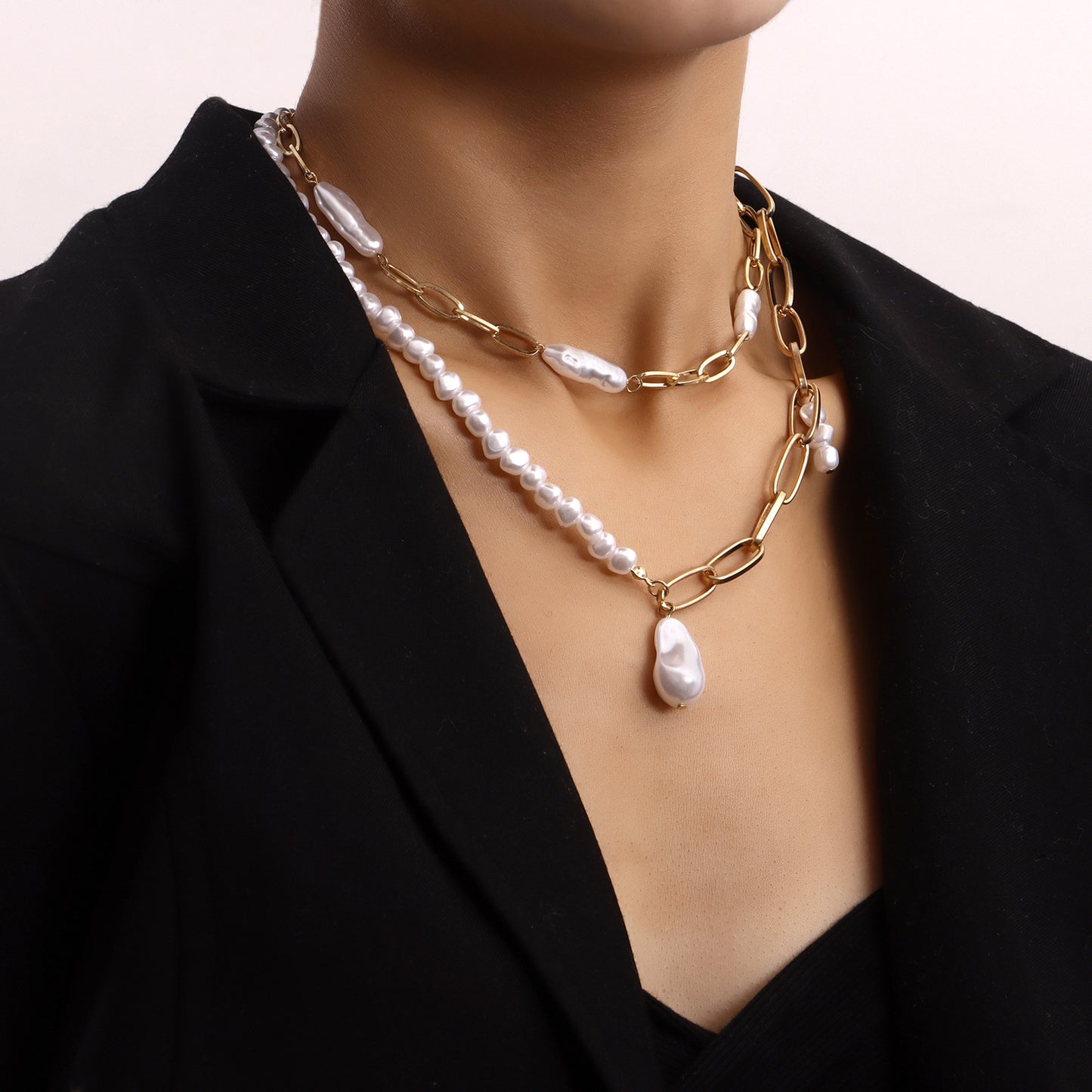 European And American Cross-border Jewelry Double-layer Paper Clip Chain Special-shaped Pearl Pendant Necklace Women's Trendy Small Fragrant Style Women's Necklace